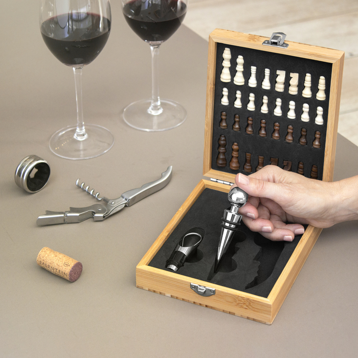 Set de vinos con juego de ajedrez 